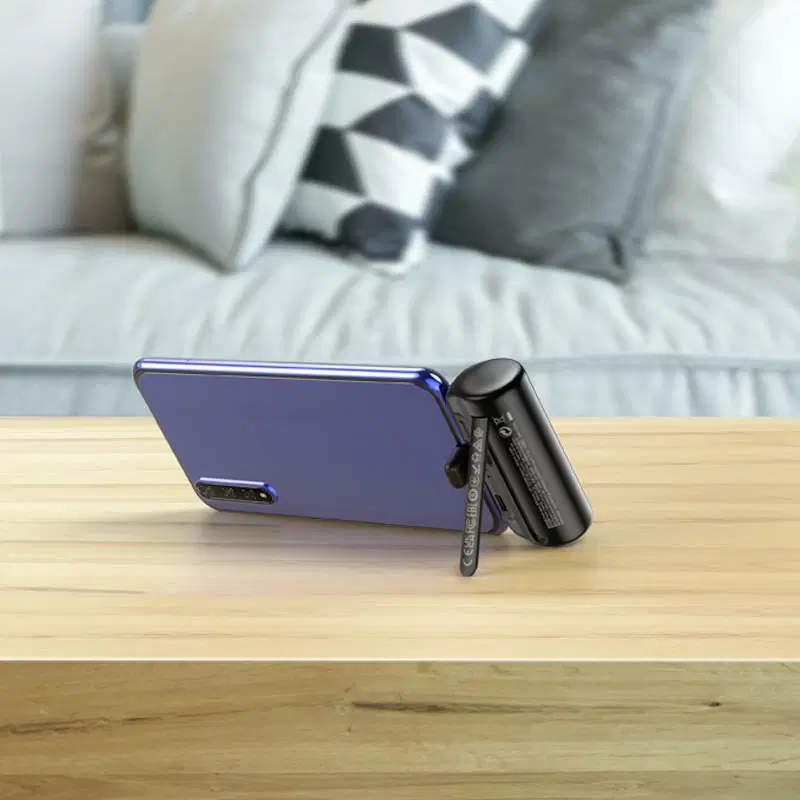 ركب، اشحن واستمتع.. أصغر شاحن في جيبك يخلي تليفونك ديما واجد! PowerBank Hoco J106 - الصورة 5